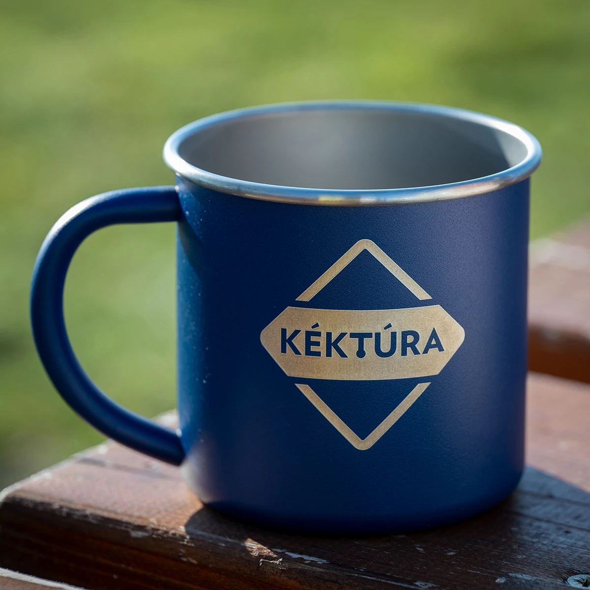 Újrahasznosított KÉKTÚRA bögre